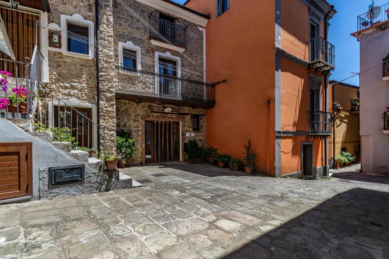 Casa Vacanze 'Zia Lucia' Apartment Sarconi Luaran gambar